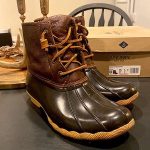 Sperry Boot in Saltwater Tan and Dark Brown